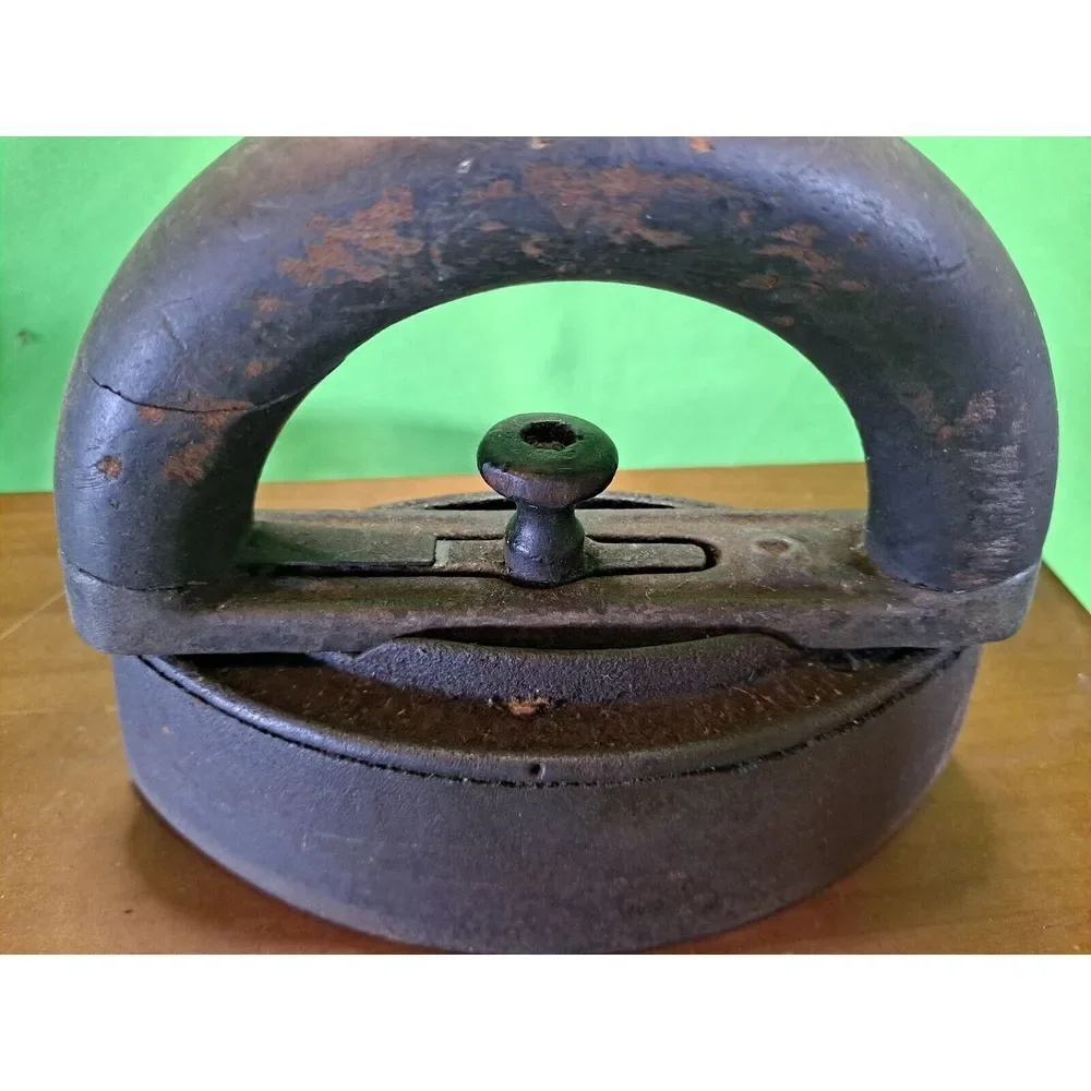 Vintage Clothes Sad Iron Press With‎ Wooden Handle/ Barn Find/ 2 Pieces